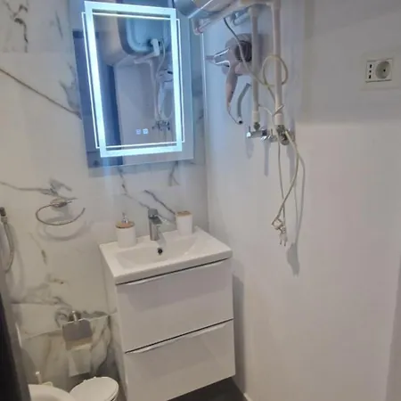 Complex Alfa&beta La Parter Cu Terasa 아파트 *