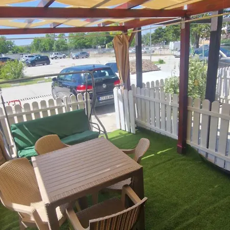 아파트 Complex Alfa&beta La Parter Cu Terasa