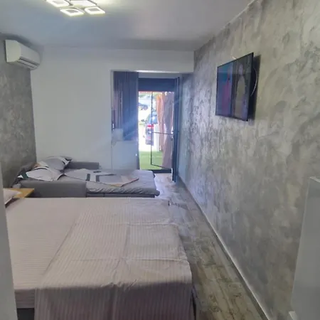 Complex Alfa&beta La Parter Cu Terasa 아파트 *