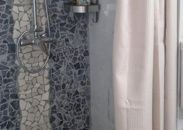 Complex Alfa&beta La Parter Cu Terasa * Saturn