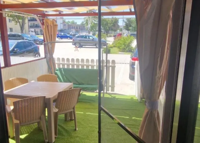 Complex Alfa&beta La Parter Cu Terasa Διαμέρισμα Saturn