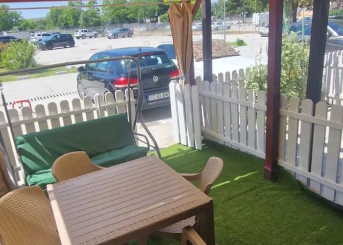 Διαμέρισμα Complex Alfa&beta La Parter Cu Terasa