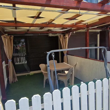 Apartment Complex Alfa&beta La Parter Cu Terasa Saturn